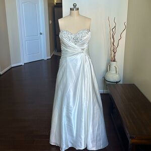 Alfred Angelo Wedding Dress